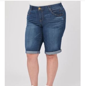 Democracy Ab Solutions Mold and Hold Jean Shorts 16